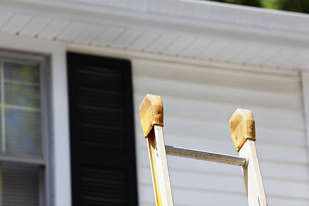 How To Choose The Right Materials for Your Siding Installation in 'Kentfield, CA